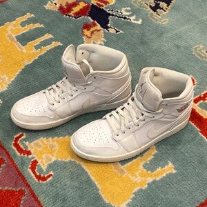 Nike White High-Top Sneakers Air Jordan